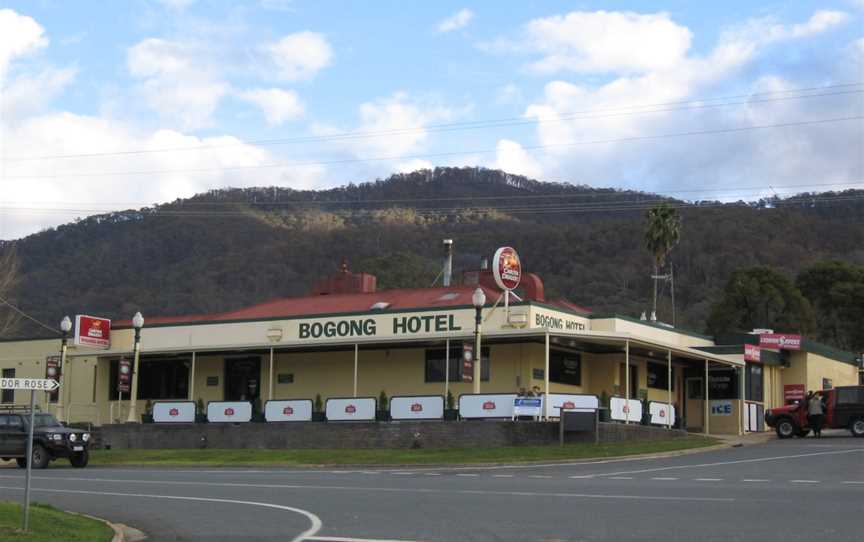 TawongaBogongHotel.JPG