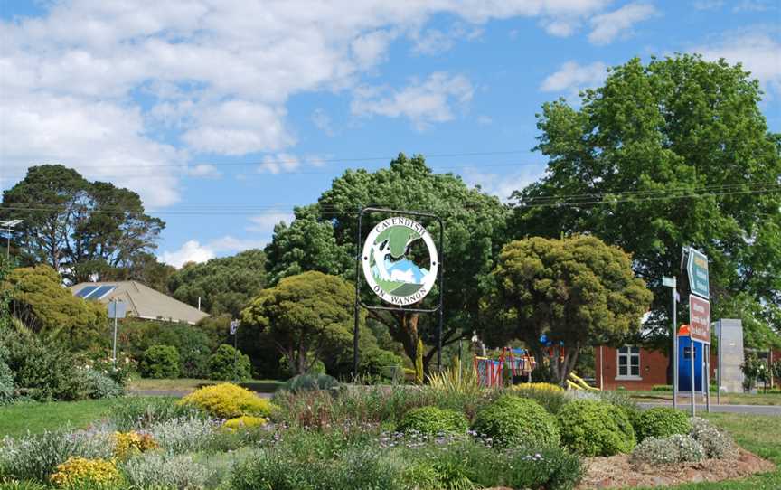 Cavendish Sign & Garden.JPG