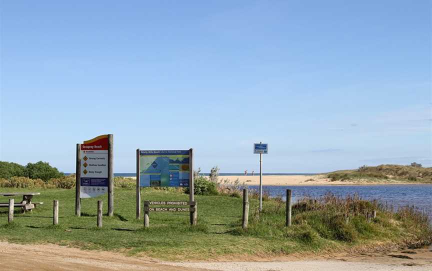 Across parkland and creek to beach, Seaspray, Vic, jjron, 31.03.2016.jpg