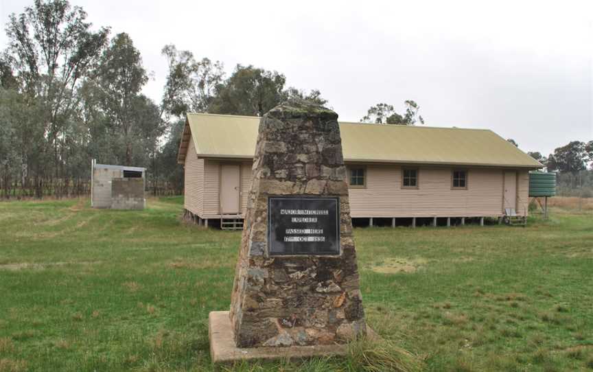 Gooramadda Major Mitchell Memorial.JPG