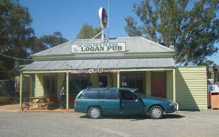 Logan pub.jpg