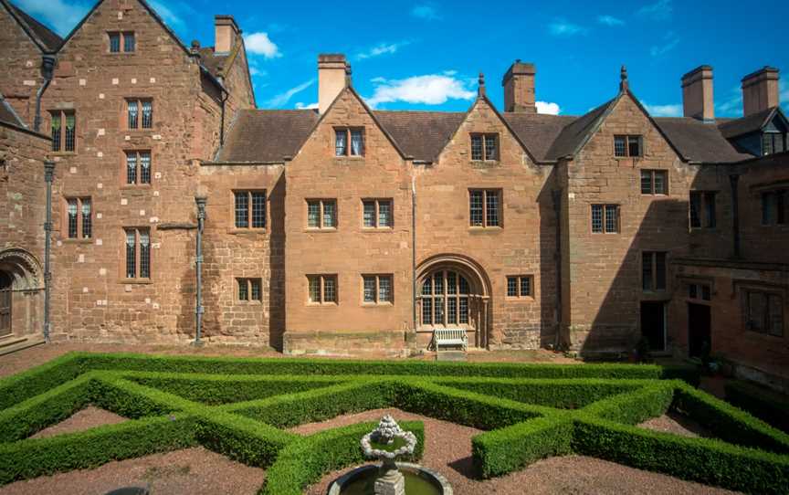 Stoneleigh Abbey Courtyard