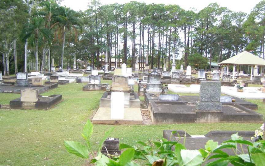 Lawntoncemetery C2007