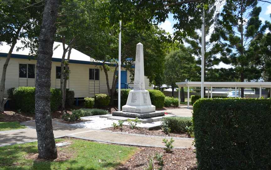 Calliope War Memorial 003.JPG