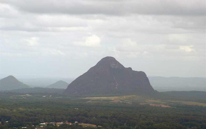 Mount Beerwah.jpg