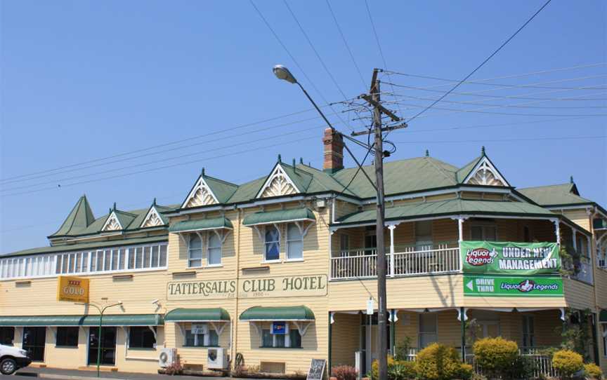 Tattersalls Club Hotel, Pittsworth.jpg