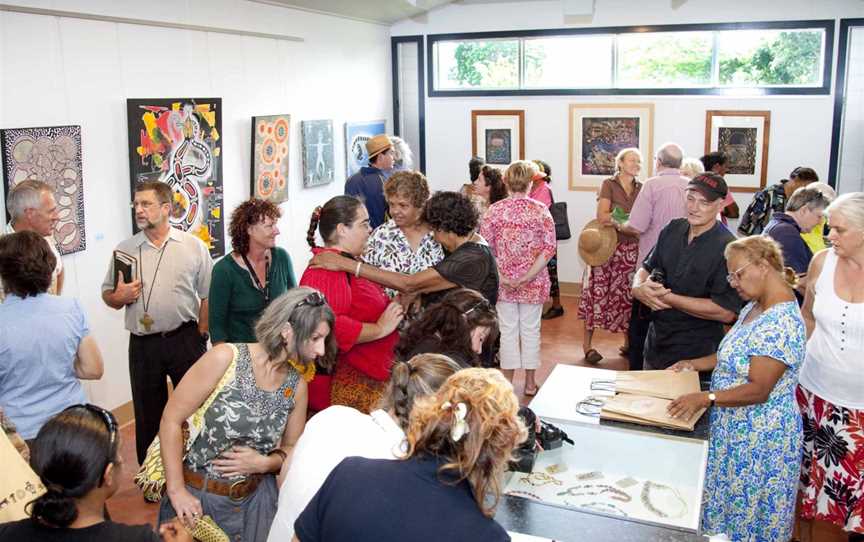 Hope Vale Art Centre Opening April C2009