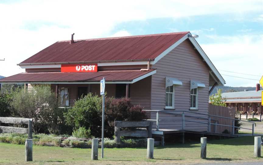 Wallangarra Post Office C2015