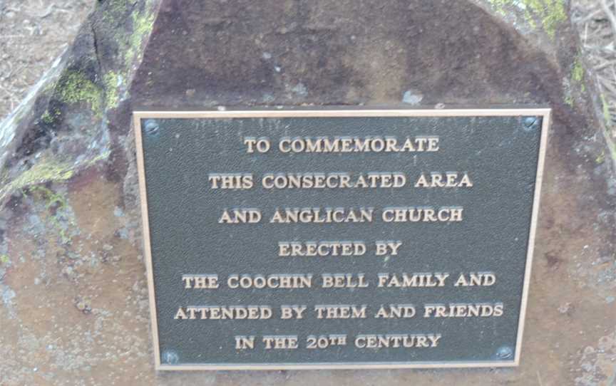 Plaquecommemorating St Peter's Anglicanchurchandcemetery CMount Alford C2017