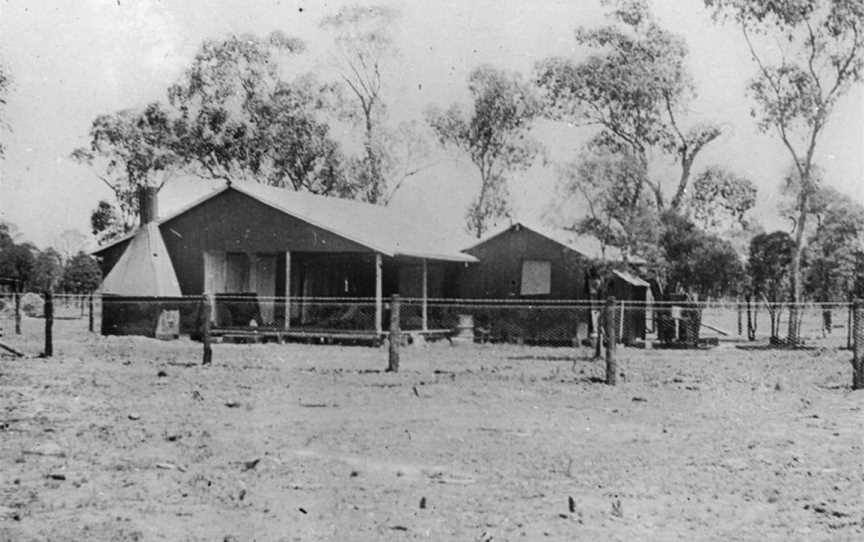 State Lib Qld167791 Cadilla Stationinthe Hannafordarea Cca.1940