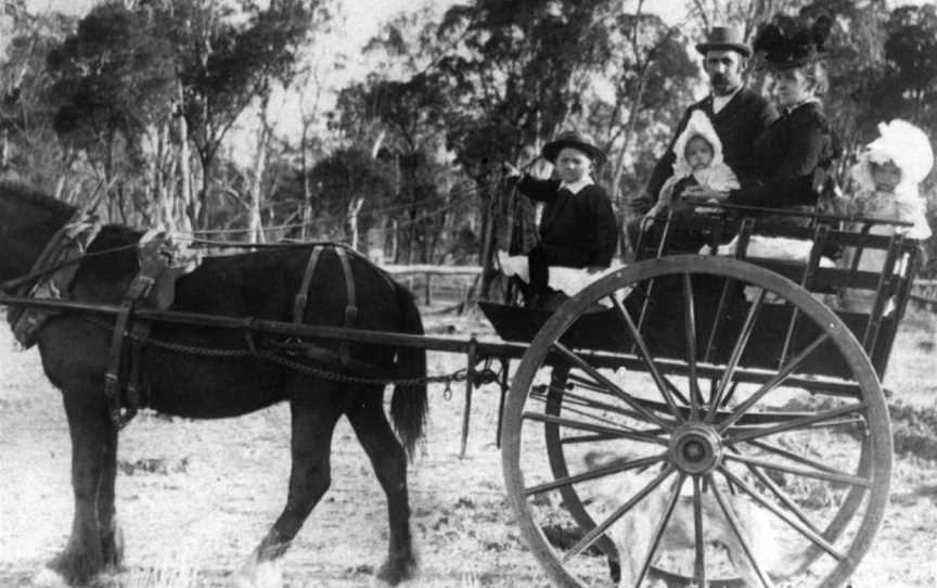 State Lib Qld2167595 Bates Familyat Pickanjinnie Creek Station C1898