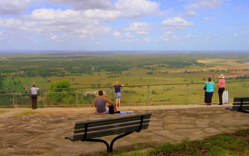 Hawkesburylookout.JPG