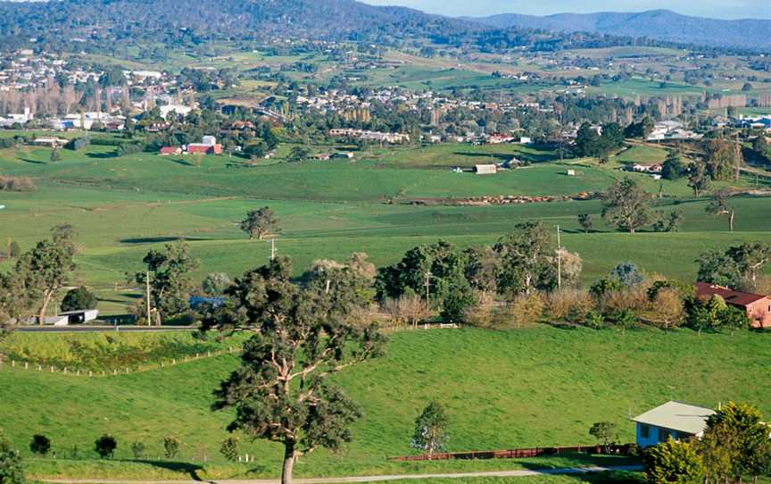 CSIRO ScienceImage 4372 The rural township of Bega nestles in a valley not far from the coast in south eastern NSW 2000.jpg