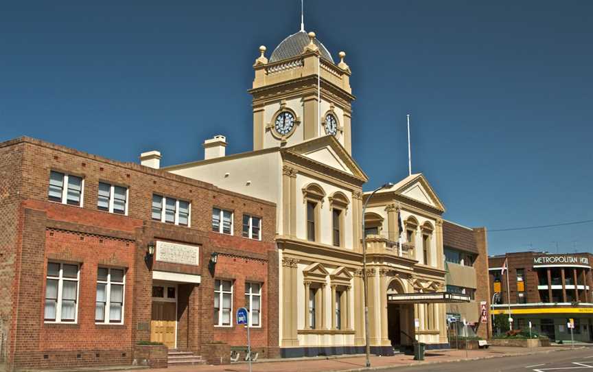 Maitland Town Hall.jpg