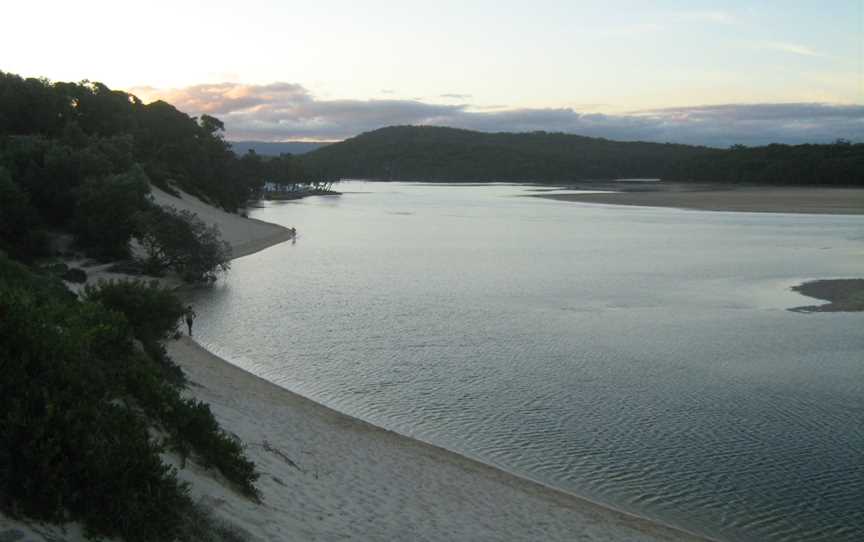 Lake Conjolaatsunset