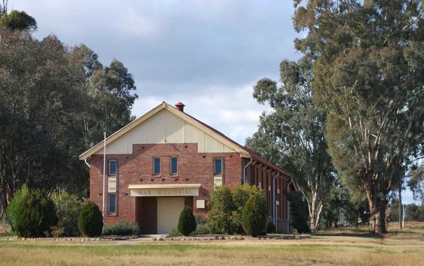 Greenethorpe War Memorial Hall.JPG