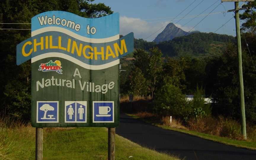 Chillingham vill sign.JPG