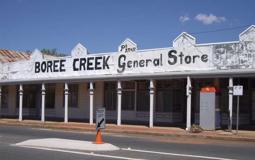 BoreeCreekGeneralStore.jpg