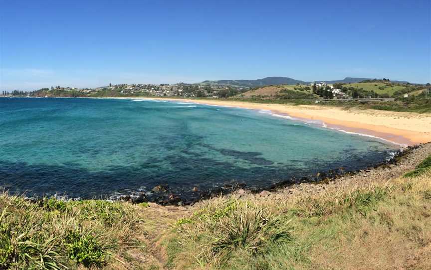 Panorama of Bombo, New South Wales.jpg