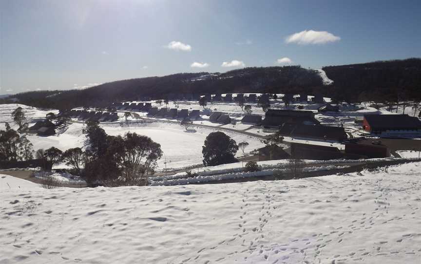 Cabramurra from lookout winter.jpg