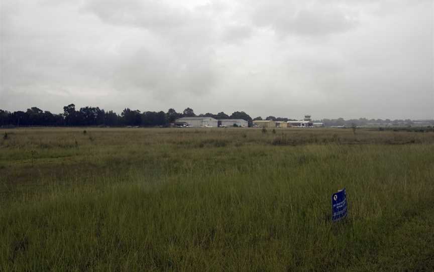 Bankstown airport - panoramio.jpg