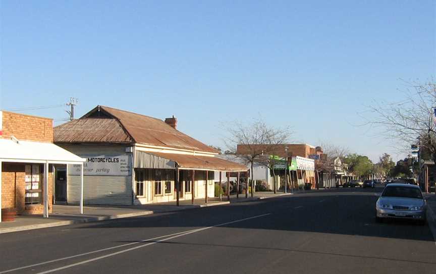 Bordertown street.jpg