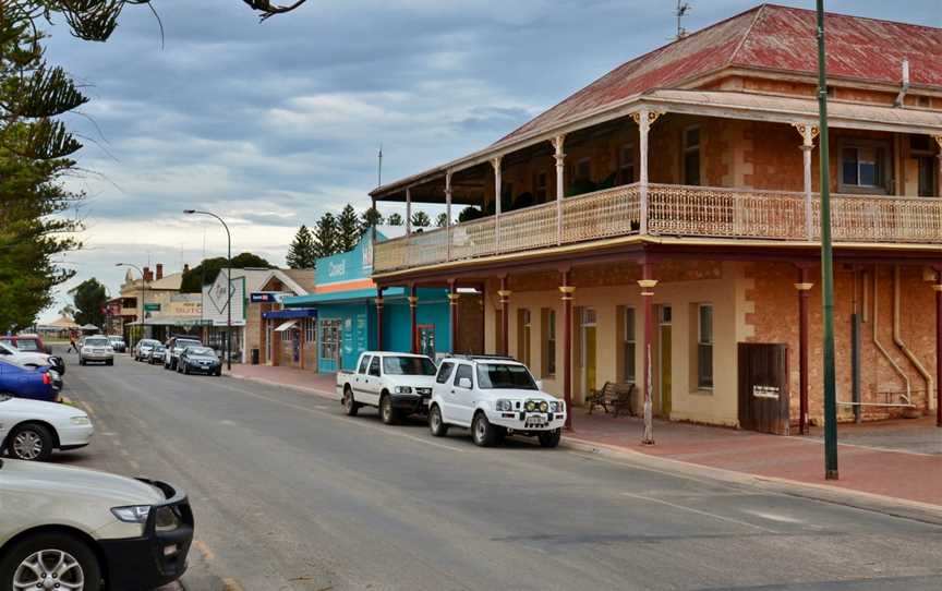 Main Street, Cowell, 2017 (02).jpg