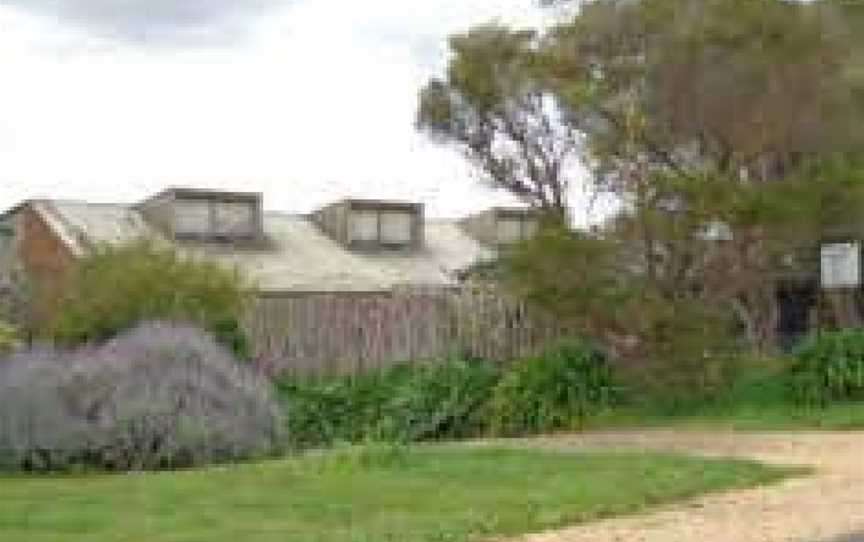 Prince Albert, Wineries in Waurn Ponds