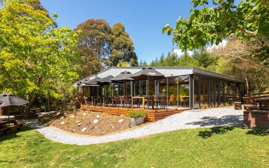 Moutere Hills Vineyard, Upper Moutere, New Zealand