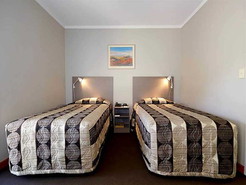 Seasons Hotel Newman, Accommodation in Newman