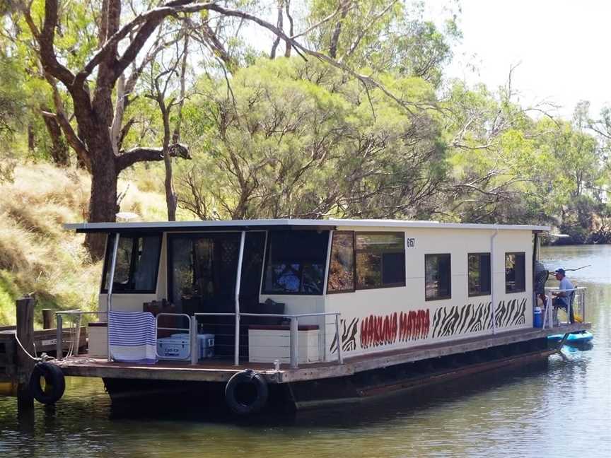 Mandurah Houseboats, Accommodation in Mandurah