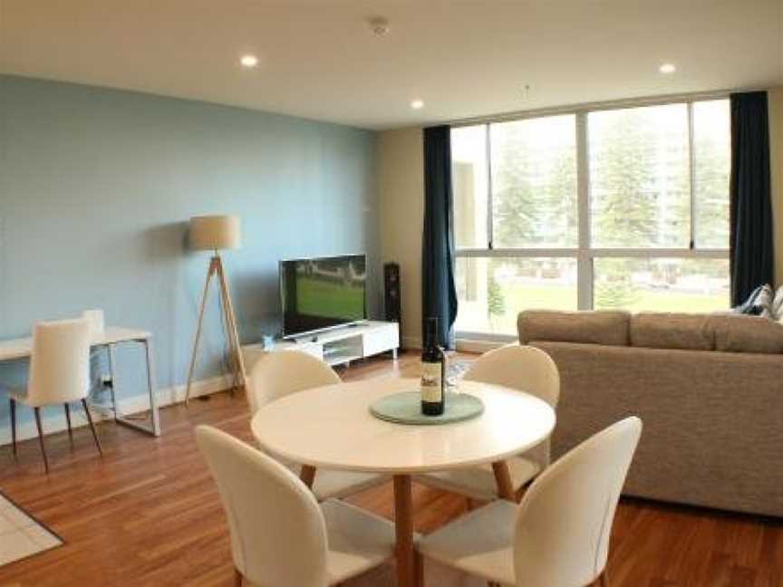 Beachside Luxury Apartments One & Two Bedroom, Glenelg, SA