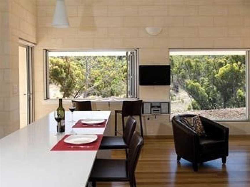 Tanonga Luxury Eco Lodges, Charlton Gully, SA