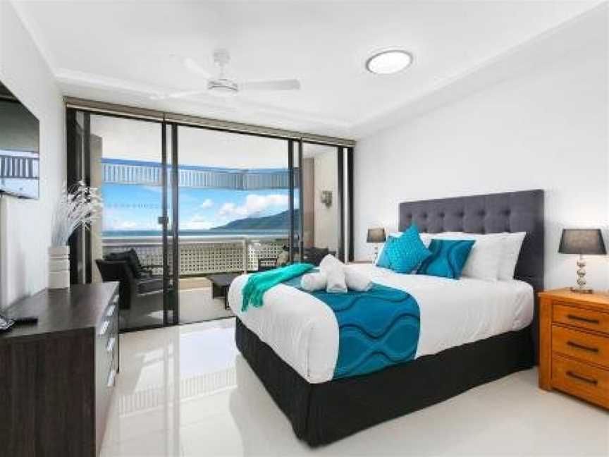 Cairns Luxury Seafront Apartment, Cairns, QLD