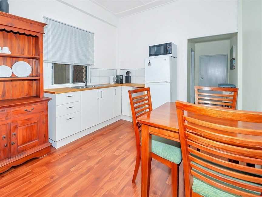 Easy Going Holiday unit on McKenzie MK4, Cairns North, QLD