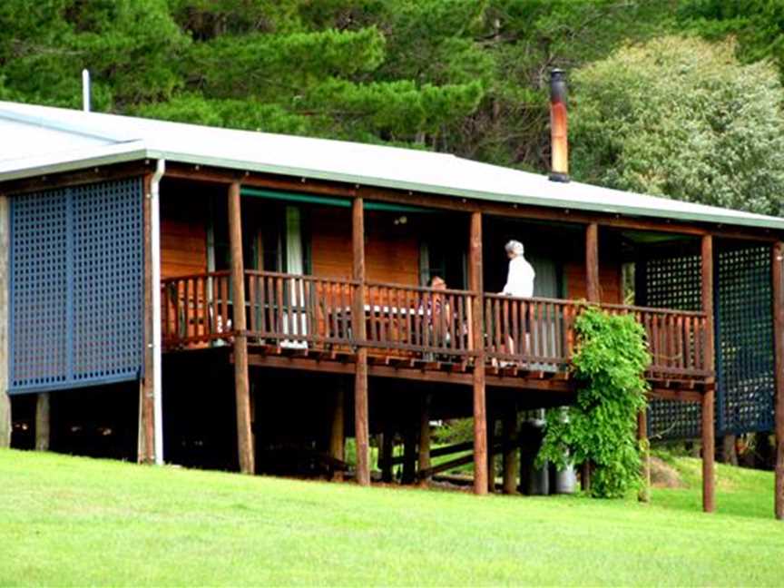 Hawke Brook Chalets, Accommodation in Yeagerup