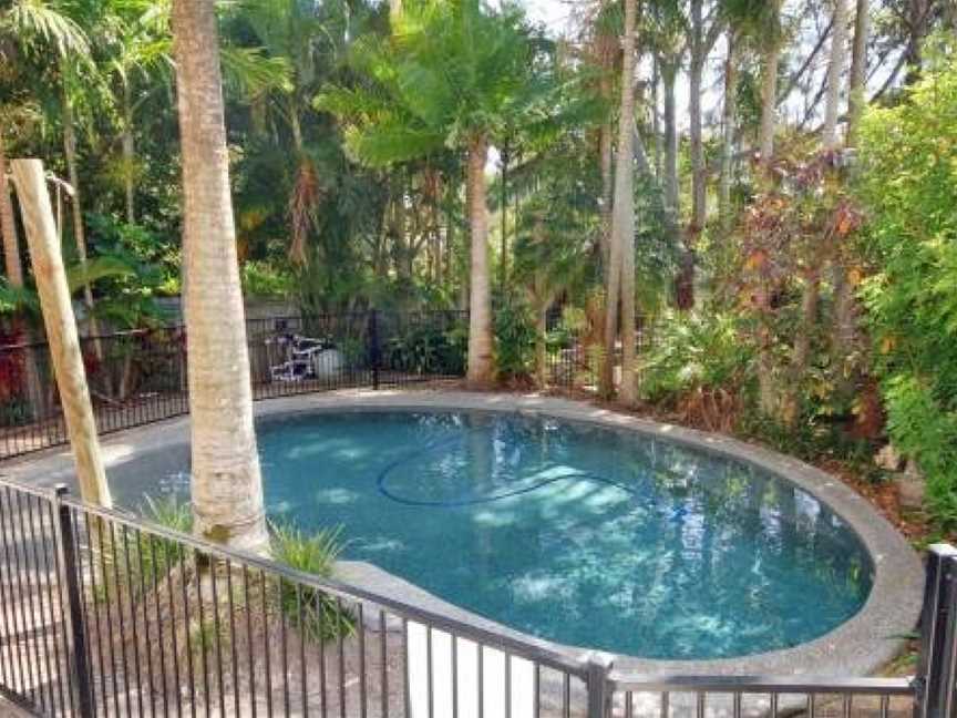 8 Springfield Avenue - Pet Friendly, Linen Included, Coolum Beach, QLD