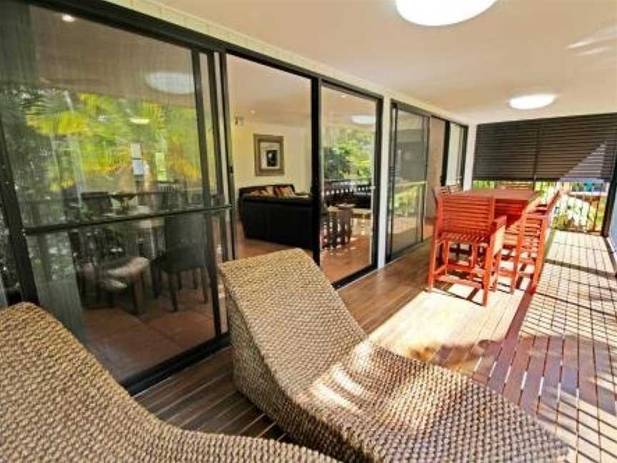 8 Springfield Avenue - Pet Friendly, Linen Included, Coolum Beach, QLD