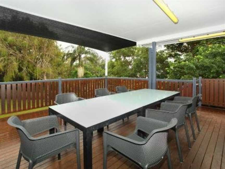 20 Scrub Road, Coolum Beach - Pet Friendly, Linen included, Coolum Beach, QLD