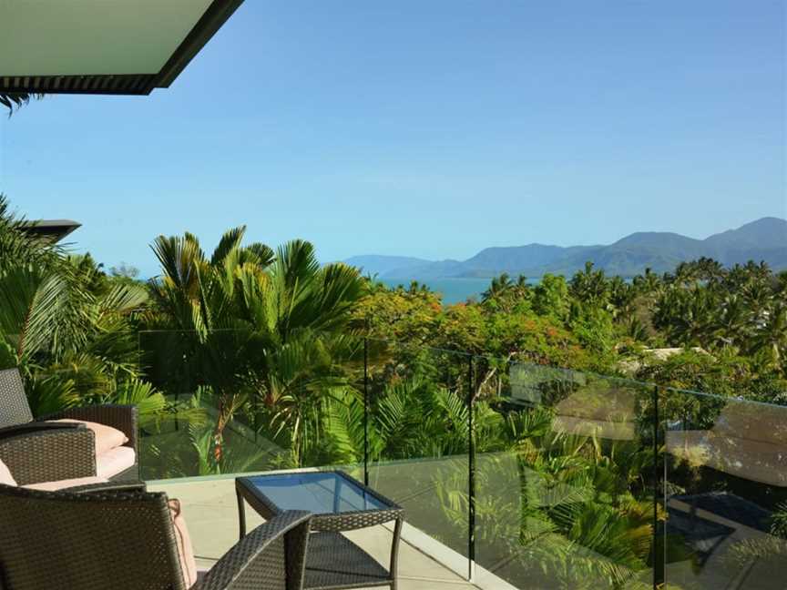 61 Murphy Street - Luxury Holiday Home, Port Douglas, QLD