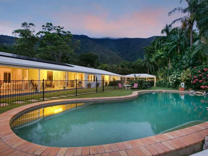 JUNGARA AND BREAKFAST, Redlynch, QLD