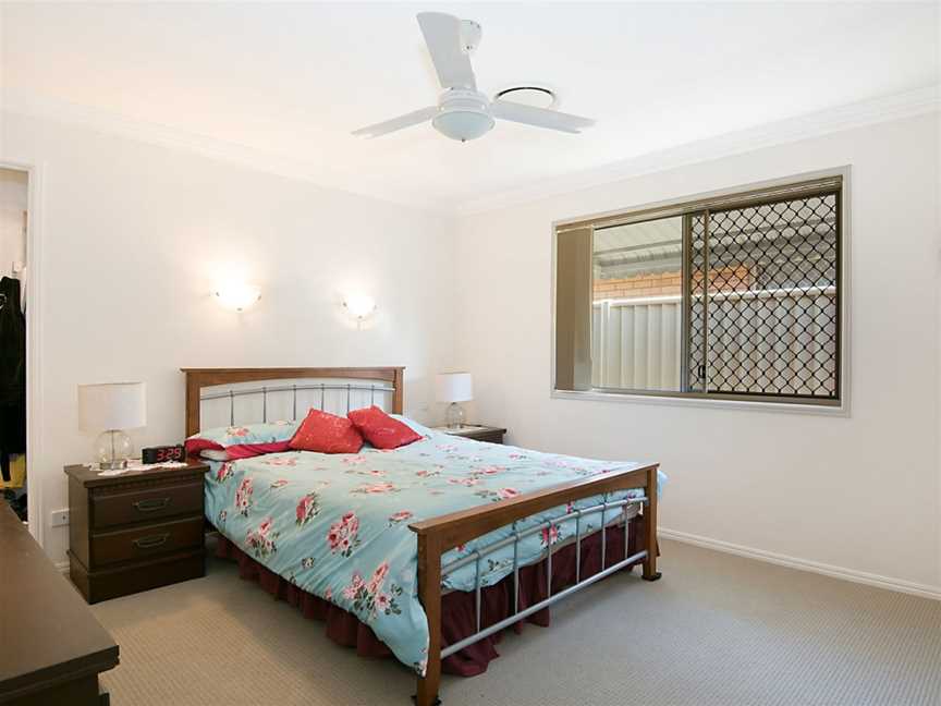 Central Redcliffe Holiday House, Scarborough, QLD