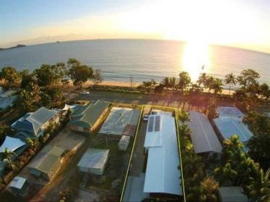 Arlington Beach House, Clifton Beach, QLD