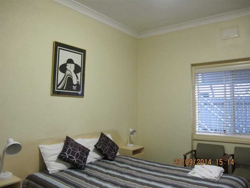 Hampton Court Apartments, Clayfield, QLD