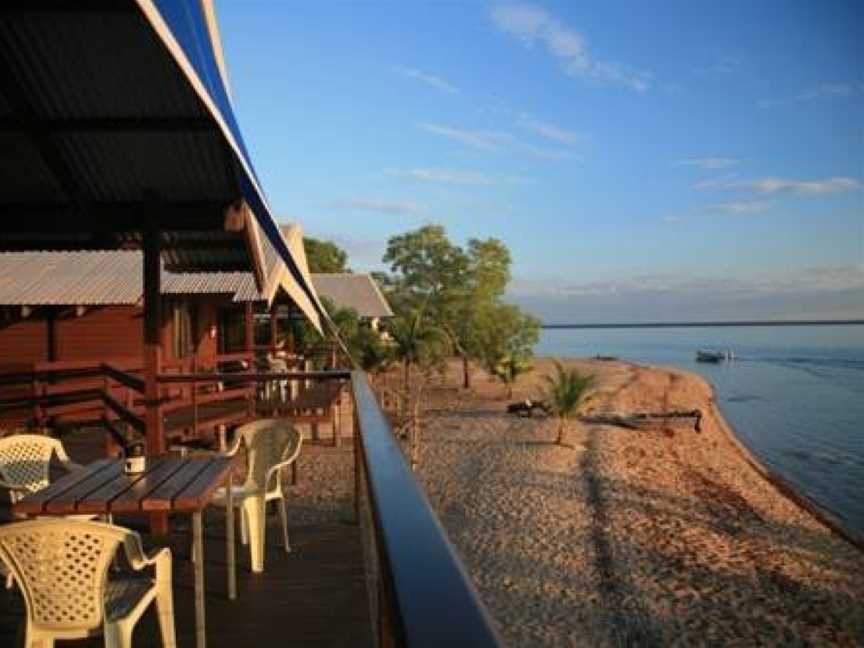 Crab Claw Island, Accommodation in Bynoe