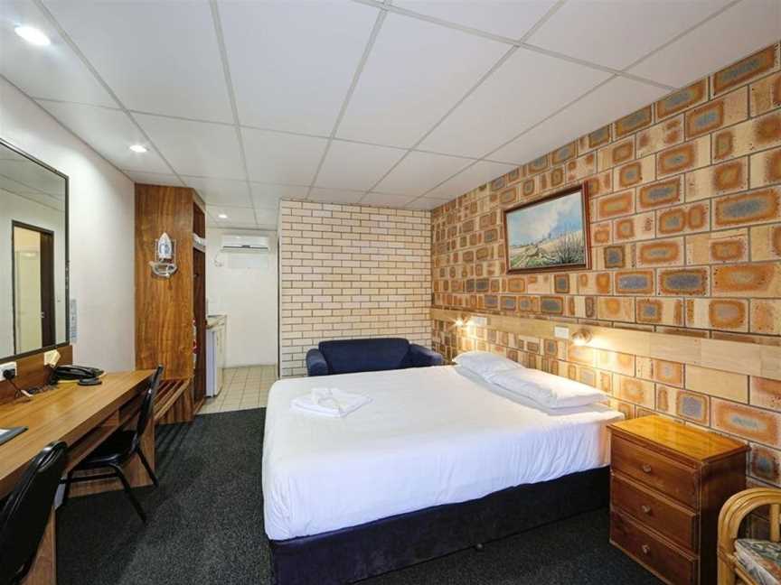 Chalet Motor Inn, Bundaberg West, QLD