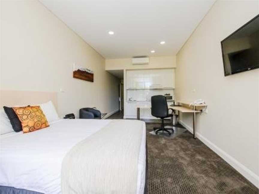 Belconnen Way Hotel & Serviced Apartments, Hawker, ACT