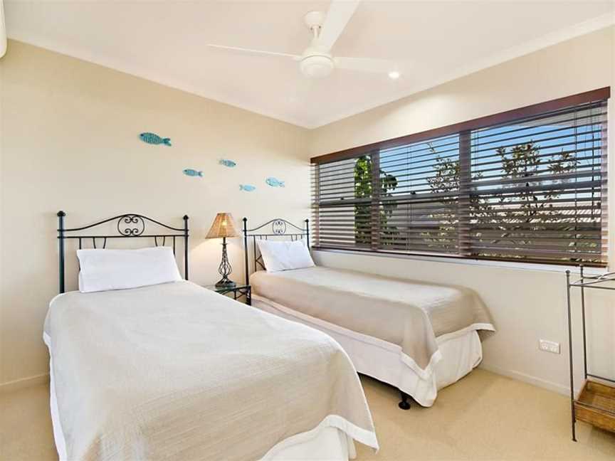 Andari Holiday Apartments, Accommodation in Sunshine Beach