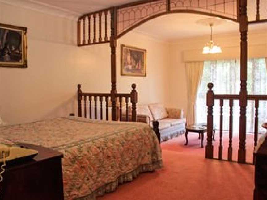 Bungunyah Manor Resort, Eagle Heights, QLD