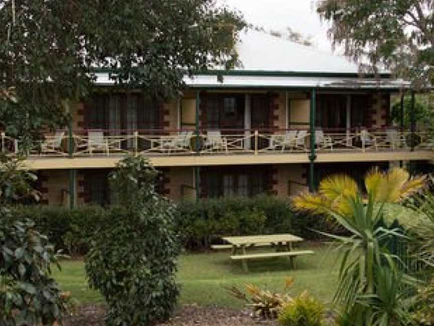 Bungunyah Manor Resort, Eagle Heights, QLD